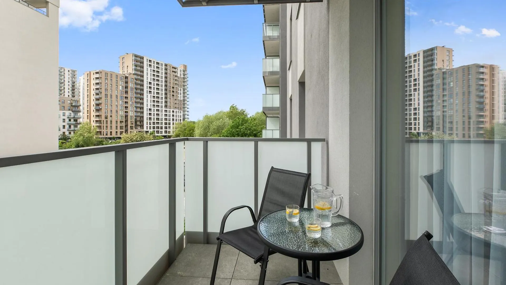 Downtown Apartments Gdańsk Letnica
